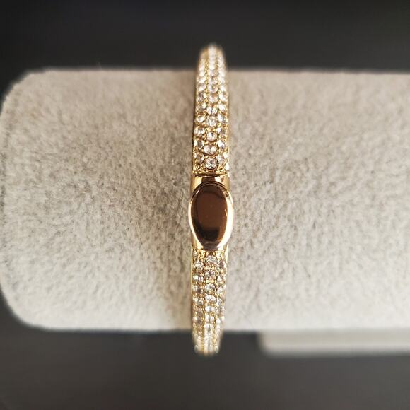 Juicy Couture Gold Tone Crystal Bangle Bracelet Hinged Clasp - Picture 2 of 11